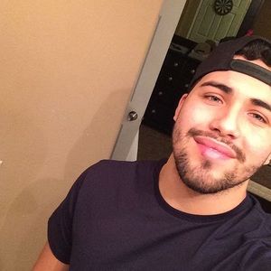 Meet your Posher, Christian